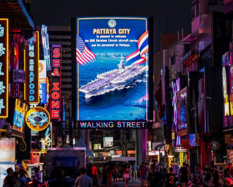 US carrier Abraham Lincoln departs Thailand after respite visit
