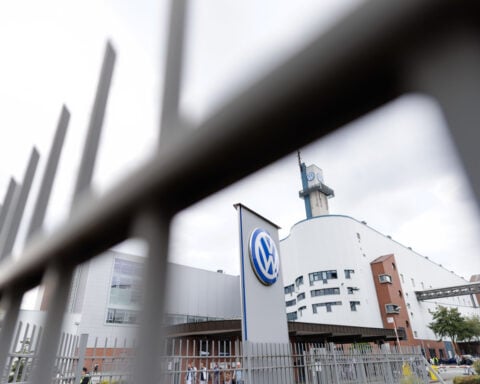 Volkswagen strikes deal with Israel investment firm to turn car plant into defense facility