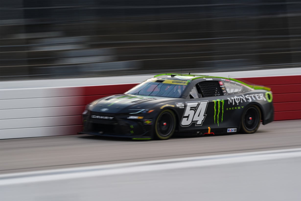 Chase Lookahead: JGR shows power with Bell winning Southern 500 in postseason's opening Chase race
