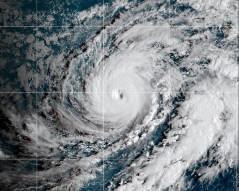 Hurricane Lowell expected to pass near one Hawaiian island and cause major rains statewide