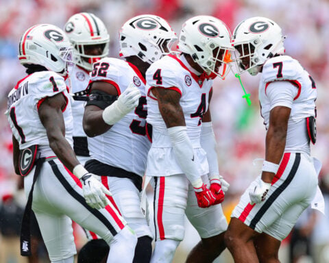Gunner Stockton ties school record with 5 TD passes as No. 2 Georgia crushes Western Kentucky 70-20