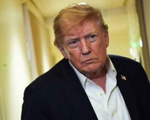 Trump agrees to new bipartisan ethics provision in massive crypto bill, Republican senators say