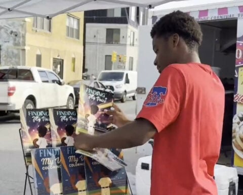Teenager author Mas'ood Holloman writes book about his stutter, hopes to inspire other kids