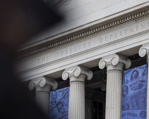 10-year Treasury yield hits 5%, critical threshold for US economy and markets