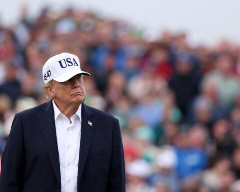 Trump dismisses AI alarms as a ‘HOAX’ — worrying White House officials