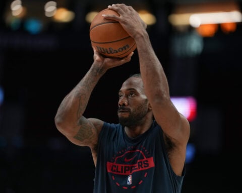Kawhi Leonard's return to Toronto is official as Raptors and Clippers complete long-awaited deal