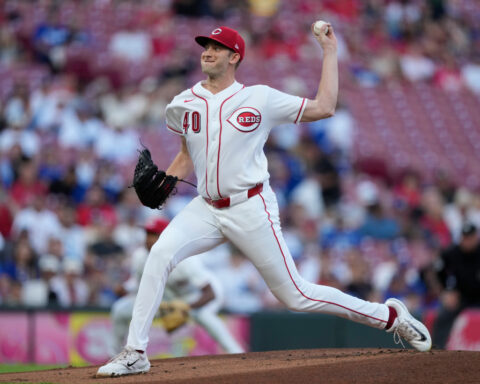 Dodgers clinch 14th straight playoff berth behind Skubal's 7 scoreless innings in 4-1 win over Reds