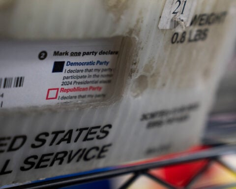 Supreme Court lifts a cloud over midterms, letting mail ballots flow as normal to voters