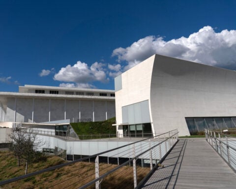 Judge blocks latest bid to add Trump’s name to Kennedy Center