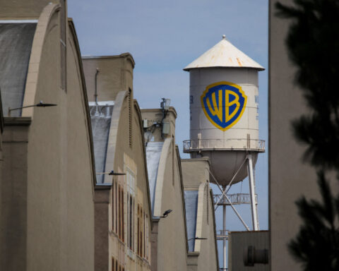 US DoJ backs bond demand in Paramount-Warner Bros antitrust fight