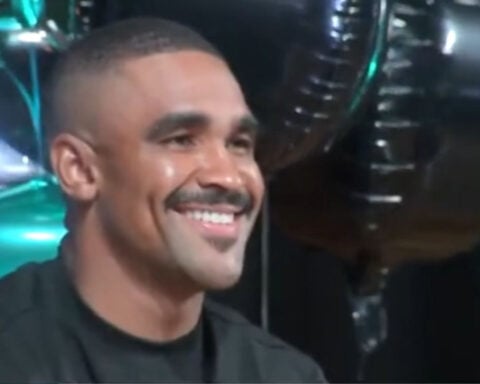 Eagles QB Jalen Hurts donates 600K to bring air conditioning to part of Northeast High School