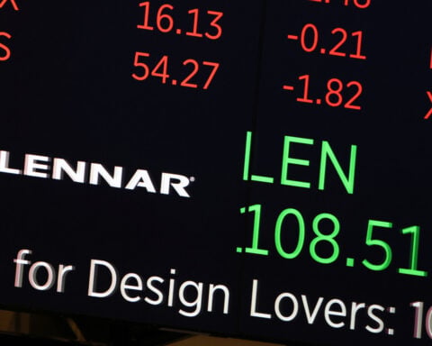 Lennar profit halves as higher mortgage rates pressure homebuyers