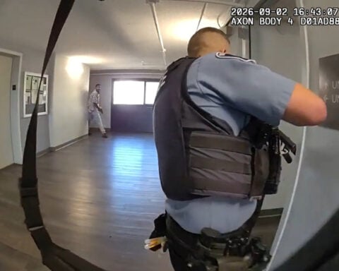Dramatic videos capture the moment 2 officers were wounded in a deadly Minneapolis shooting
