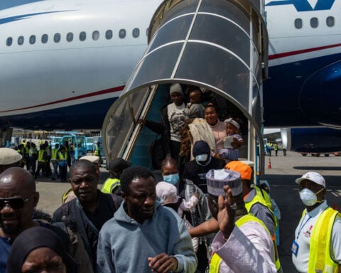 Nigeria and South Africa tried to ease tensions after violent anti-migrant protests. But the rift is back