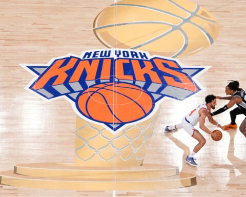Knicks pause ticket sales after mistake caused them to be listed at prices too high