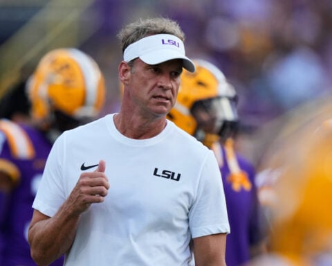 NFL says teams can't sign Zxavian Harris and Dae'Quan Wright after they attempted to play for LSU