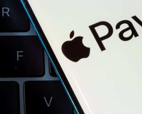 Apple Pay eyes India rollout with Axis Bank, sources say