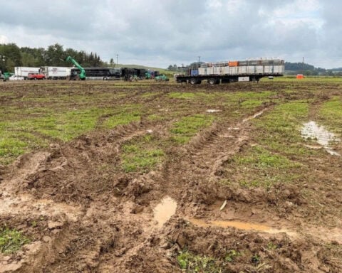 "I am so sorry," Luke Bryan says after Westmoreland farm concert called off