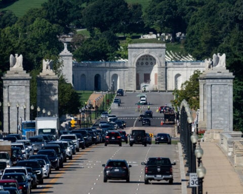 FAA clears proposed Trump arch, requires 'eternal flame' to alert pilots