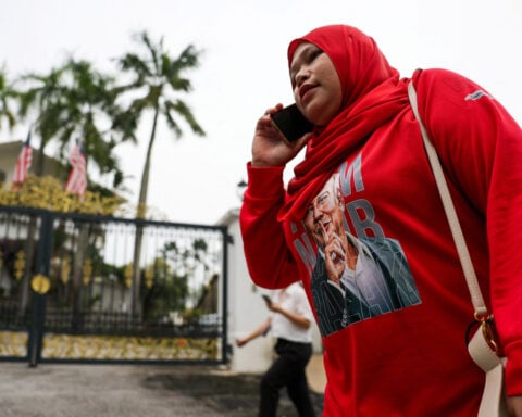 Malaysia's DAP leader offers to quit after jailed ex-PM Najib granted house arrest