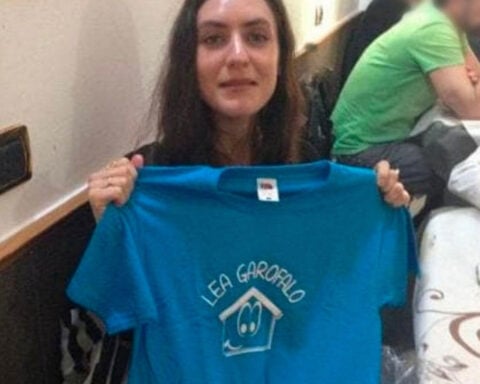 The tragic death of a woman who testified against her mafia father after he murdered her mother