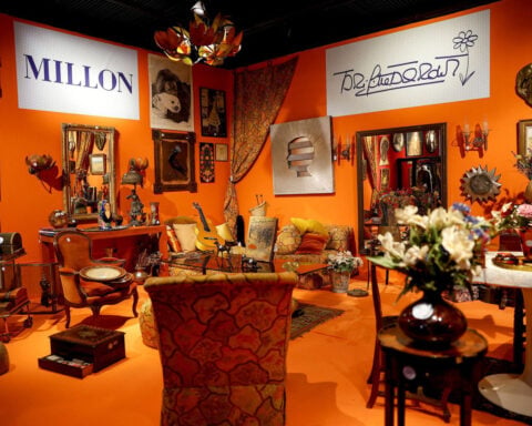 Brigitte Bardot’s possessions rake in over $1M at auction