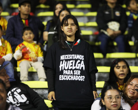 Mexican Senate moves to restore soccer promotion and relegation, reigniting Liga MX fight
