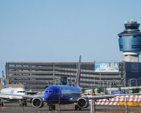 New York airport operations resume after disruptions across US Northeast due to technical problems