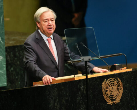 UN chief calls for AI curbs and end to wars in his last assembly address