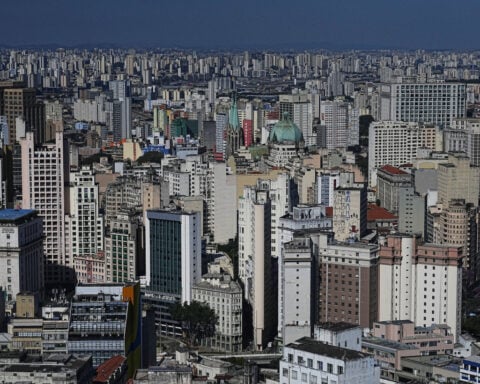 Brazil trims GDP outlook, sees slower recovery amid cautious monetary easing cycle
