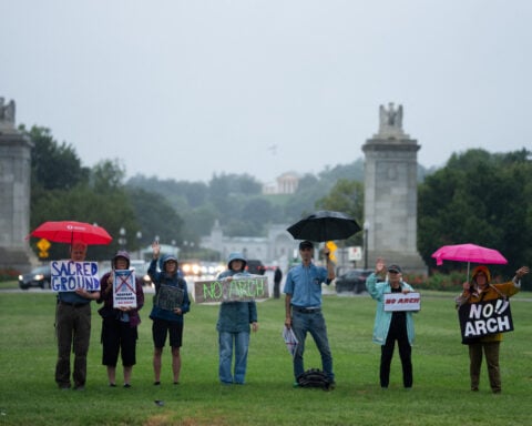 Trump arch drone plan needs FAA review, lawmaker says