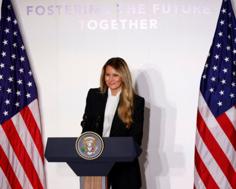 Melania Trump breaks with the president on media ban