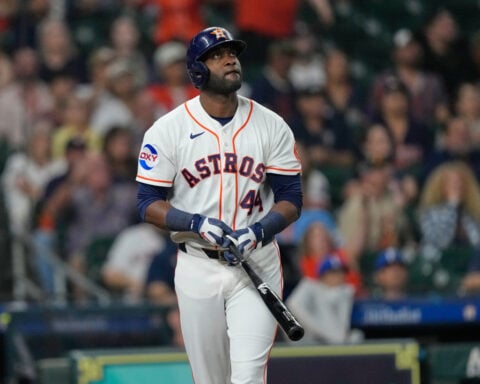 Triple Crown still within reach for Astros slugger Yordan Alvarez after big game in Seattle