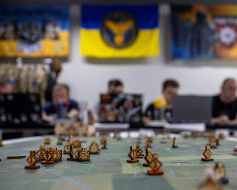 Ukraine's army seeks to give frontline commanders more authority