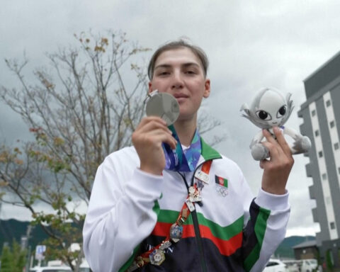 Afghan female cyclist wins silver at Asian Games after disguising herself as a man to train