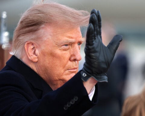 Judge dismisses Trump lawsuit against Iowa newspaper and pollster