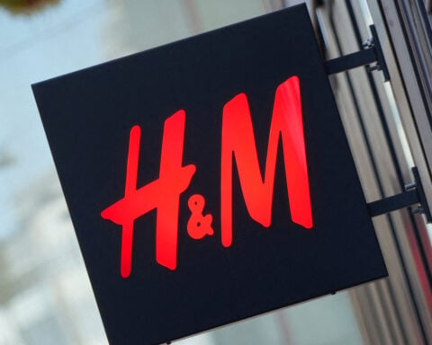 H&M promises change as slow sales undermine profit boost