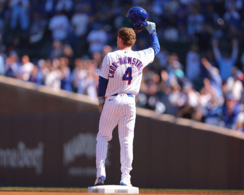 Pete Crow-Armstrong joins 40-40 club when he swipes base for Cubs in 1st inning vs. Marlins