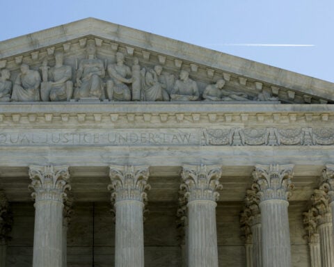 Trump asks US Supreme Court to intervene to allow third-country deportations