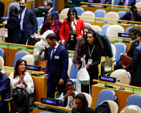Dozens of delegates walk out of UN hall at start of Netanyahu speech
