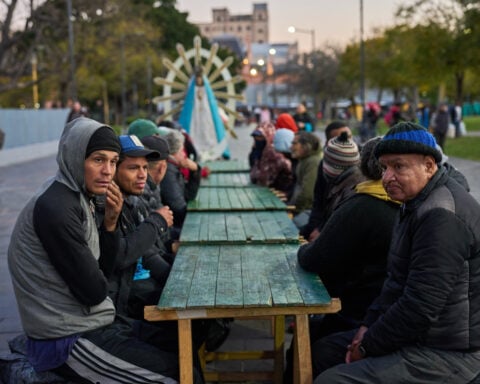 Argentina’s poverty rate rises above 30% under President Milei, reversing recent decline