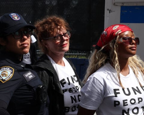Police arrest actors, politicians protesting against Netanyahu outside UN
