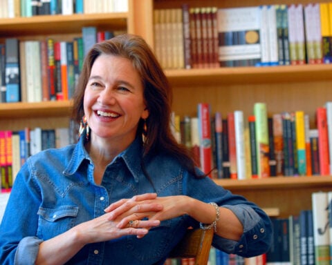 Louise Erdrich wins the Gish Prize, a top arts honor