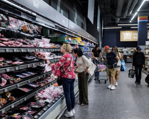 US consumer sentiment eases to four-month low in September