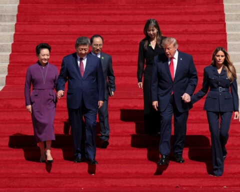 Trump, Xi end summit with tea, tour of US archives - and little sign of progress