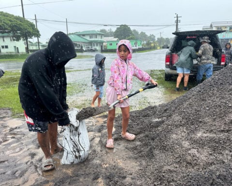 Hurricanes in the Pacific threaten Hawaii and Mexico with floods and high surf
