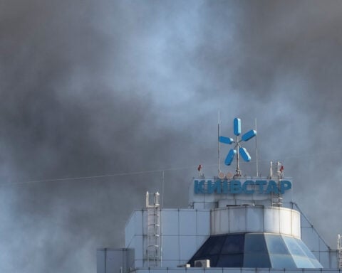 Russia hits Ukraine's largest mobile provider, strikes data centres