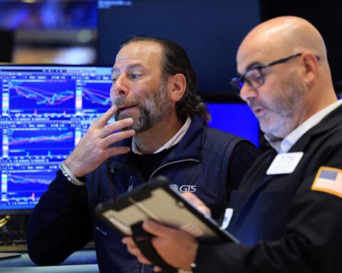 Stocks fall as higher oil prices, Treasury yields weigh