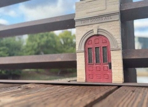 Atlanta's Tiny Doors give viewers whimsical glimpse at city's history and culture