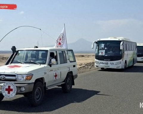 Ethiopian pro-government forces claim capture of strategic Tigray town